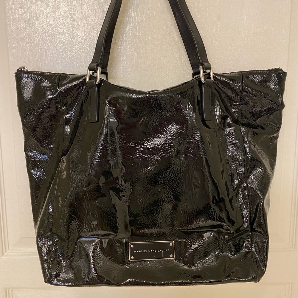 Patent leather black Marc by Marc Jacobs city tote